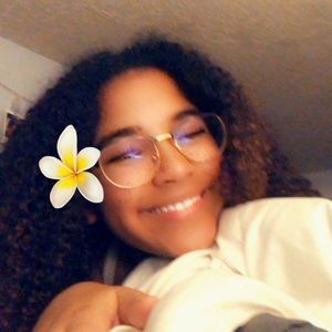 Meet your Posher, Jadé